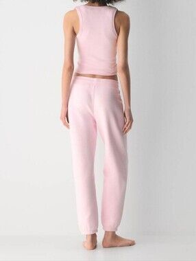 aritzia snug banded jogger Villa Pink